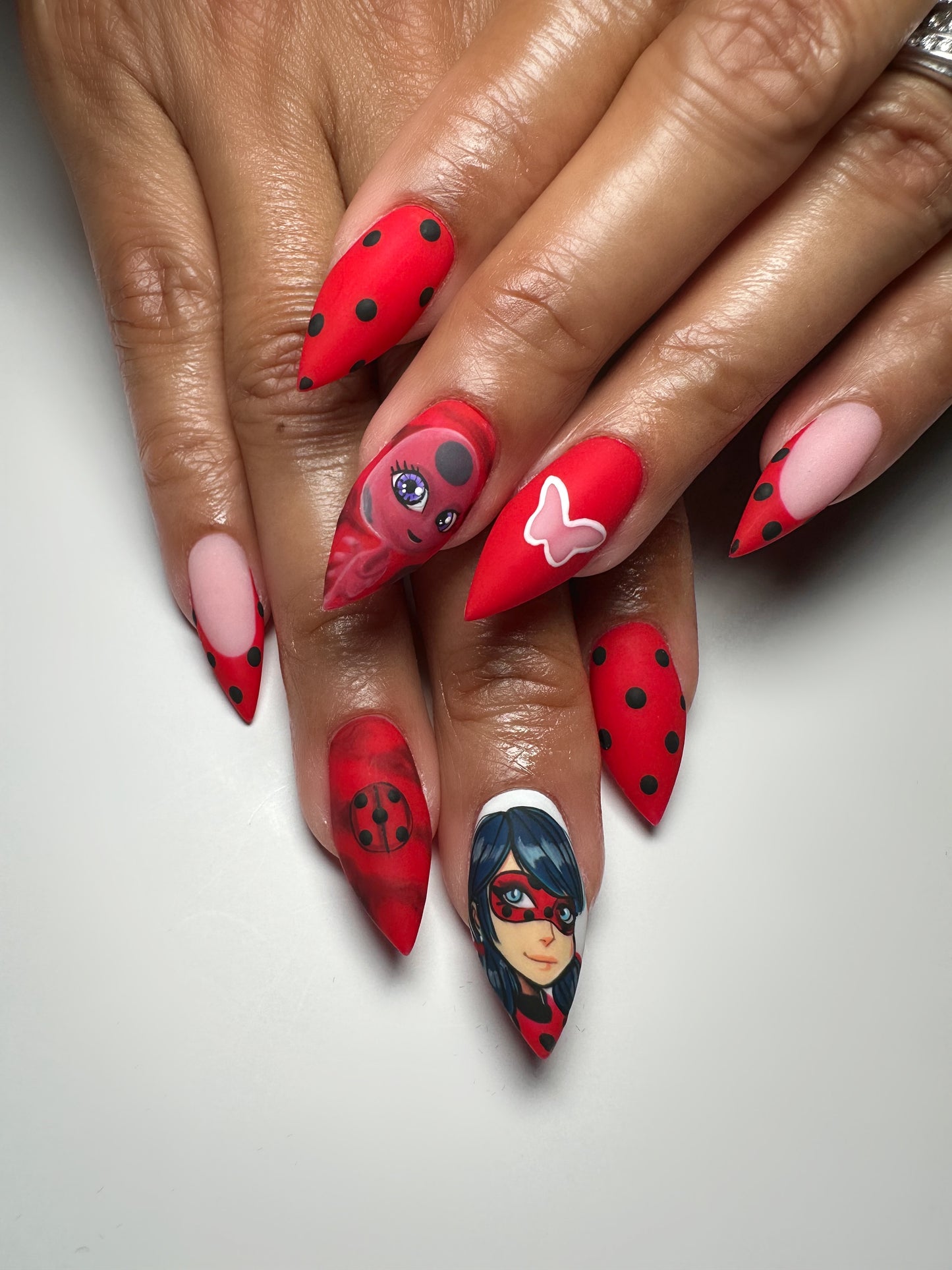 Miraculous Ladybug press on set